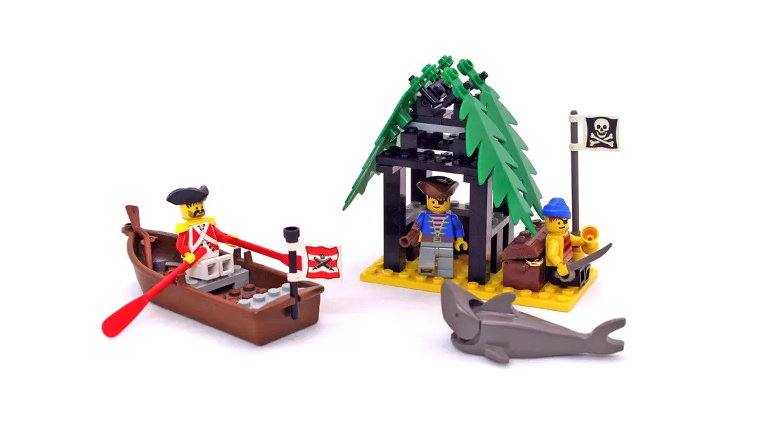 LEGO Pirates - Smuggler\'s Shanty