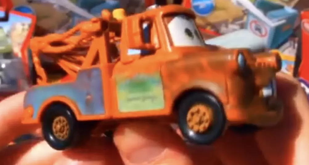 Cars 2 models - Mater pack train spy
