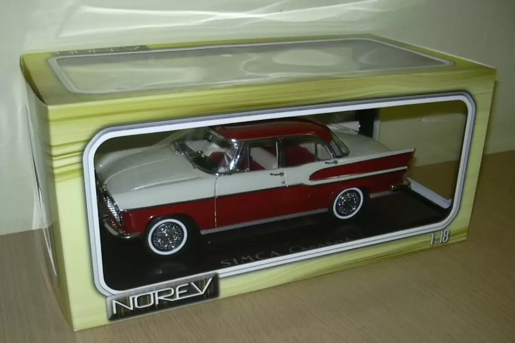 Norev Collection 1/18 - Simca Chambord