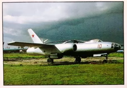 Avions de Combat - 1996 - Ilyushin Il-28