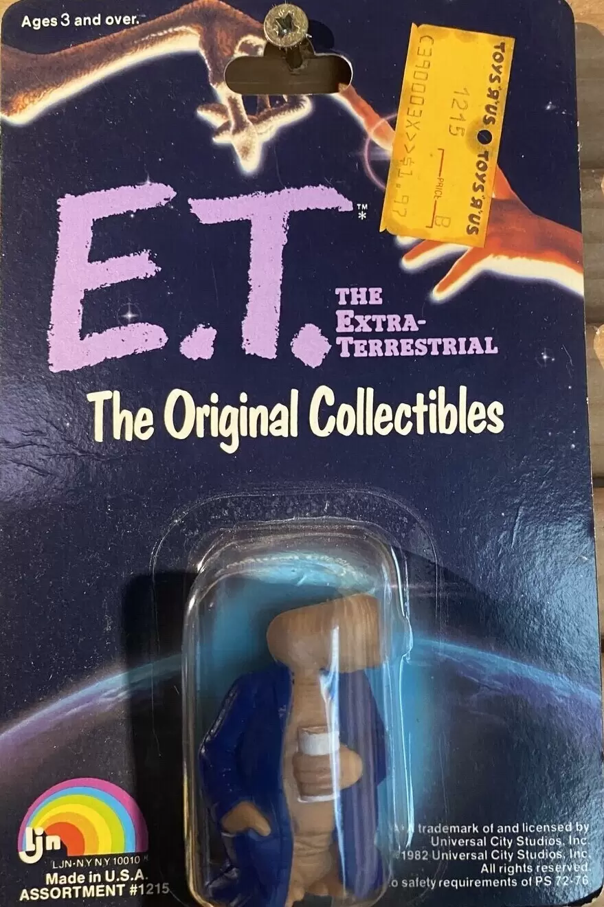 E.T. The Extra-Terrestrial - E.T. with Coat