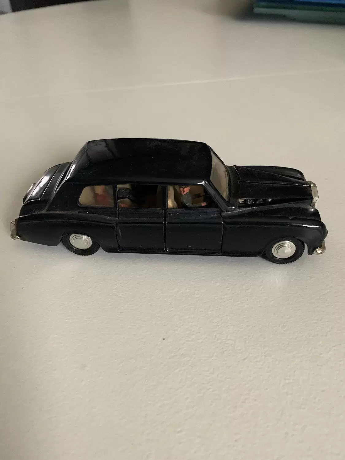 Vintage Dinky Toys - Roll Royce phantom V
