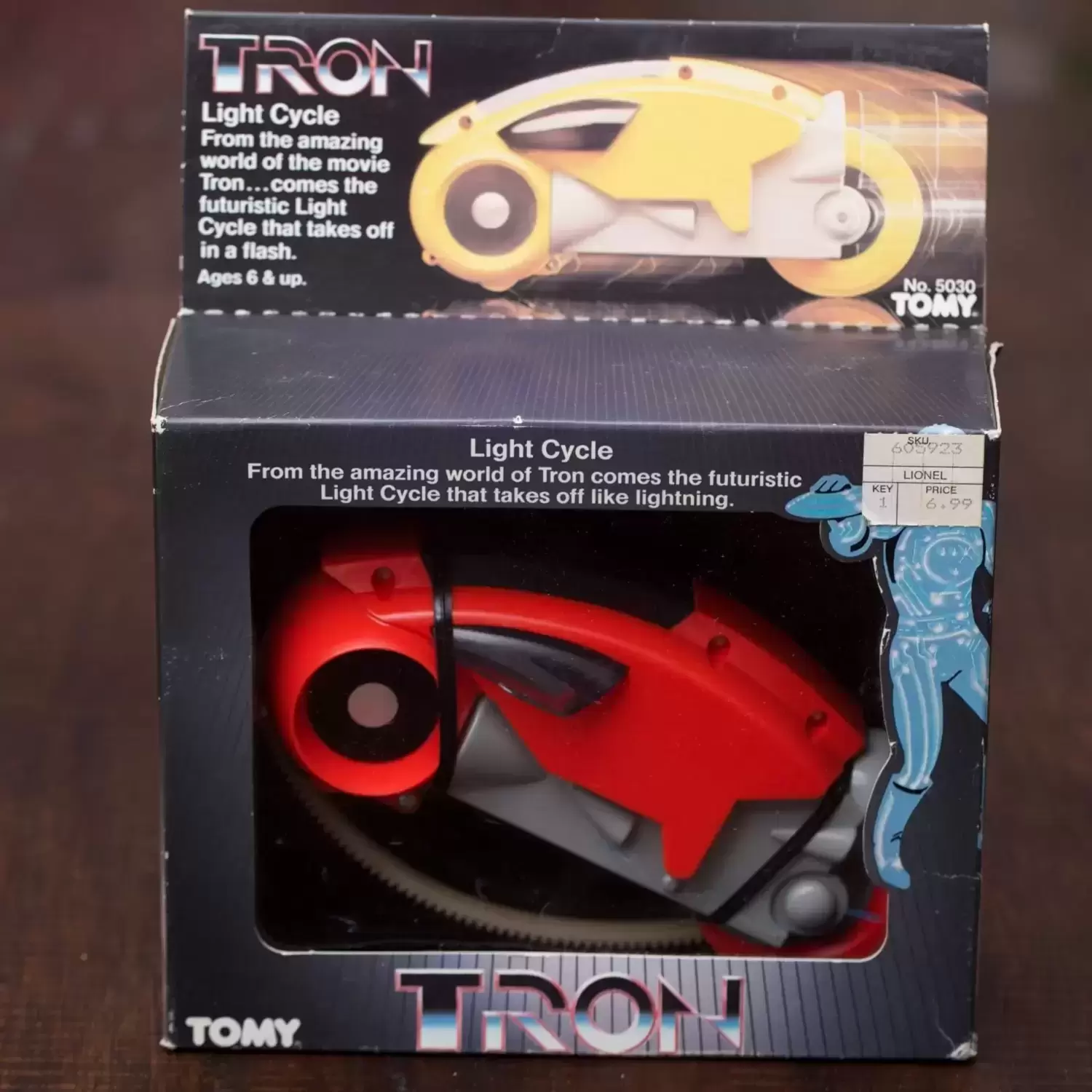 Tron - Tomy - Red Lightcycle