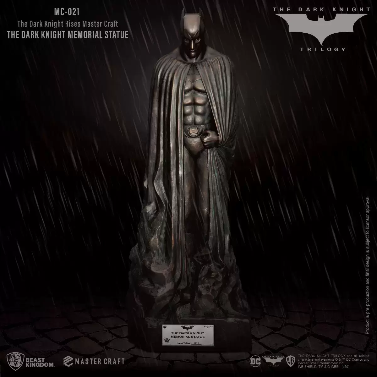 Master Craft - The Dark Knight Rises - Batman Memorial Statue