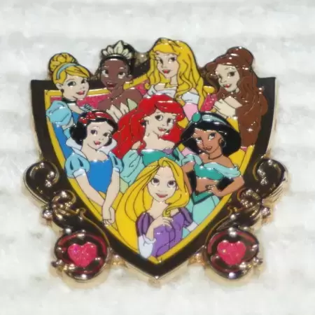 Disney Pins Open Edition - Storybook Princess - Princess Shield