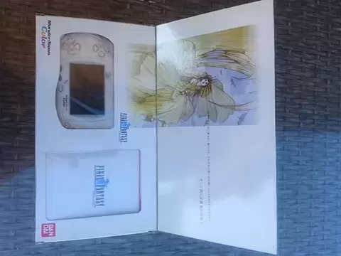 WonderSwan stuff - Console Wonderswan Color + Final Fantasy