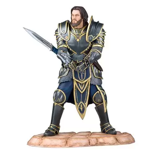 Gentle Giant Statues - Warcraft - Lothar