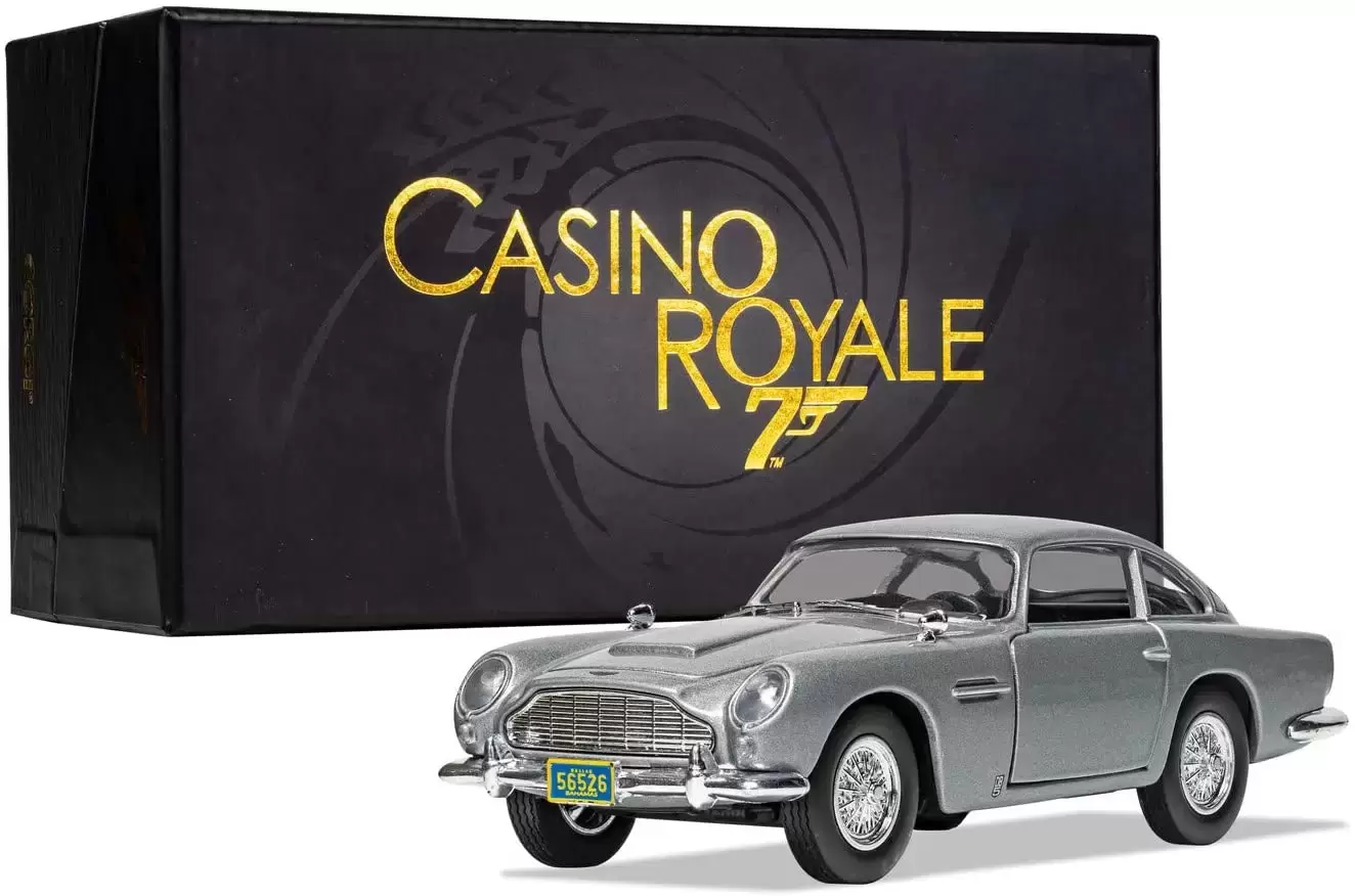Corgi - James Bond Aston Martin DB5 \'Casino Royale\' - 1:36