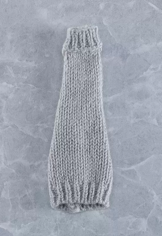 Figma - Styles Backless Sweater