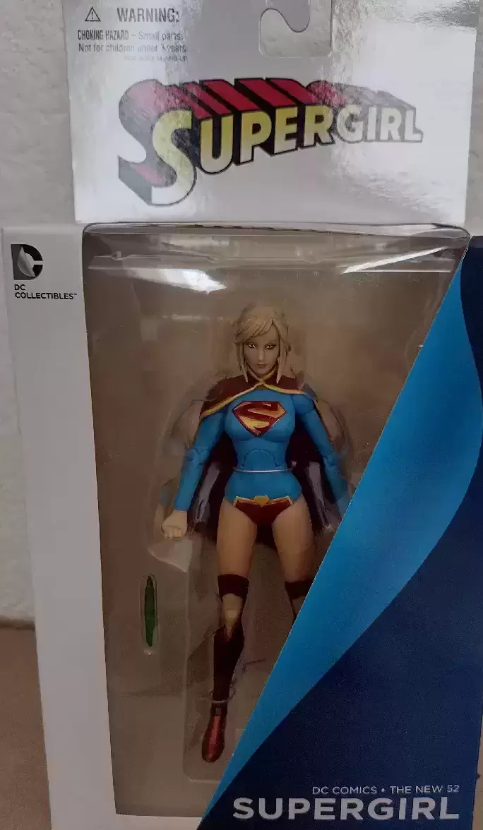 The New 52 - DC Collectibles - SuperGirl - Supergirl