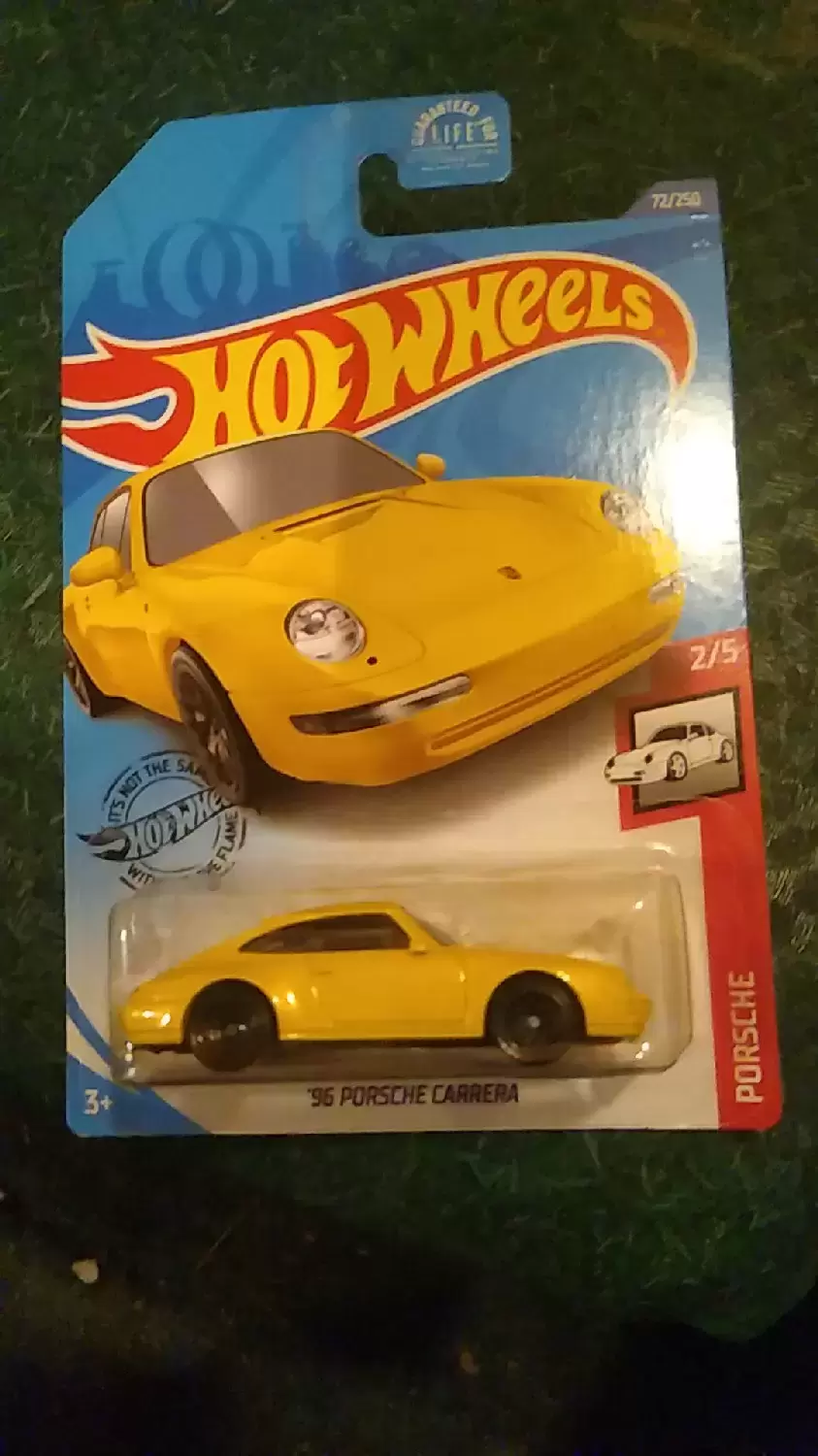 Hot Wheels Classiques - 96 Porsche Carrera (yellow) Porsche (2/5)