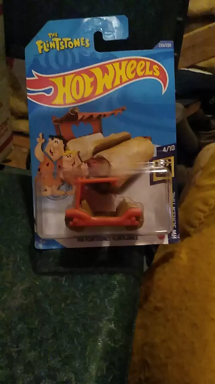 Mainline Hot Wheels - The Flintstones Flint mobile. highway screen time 4/10