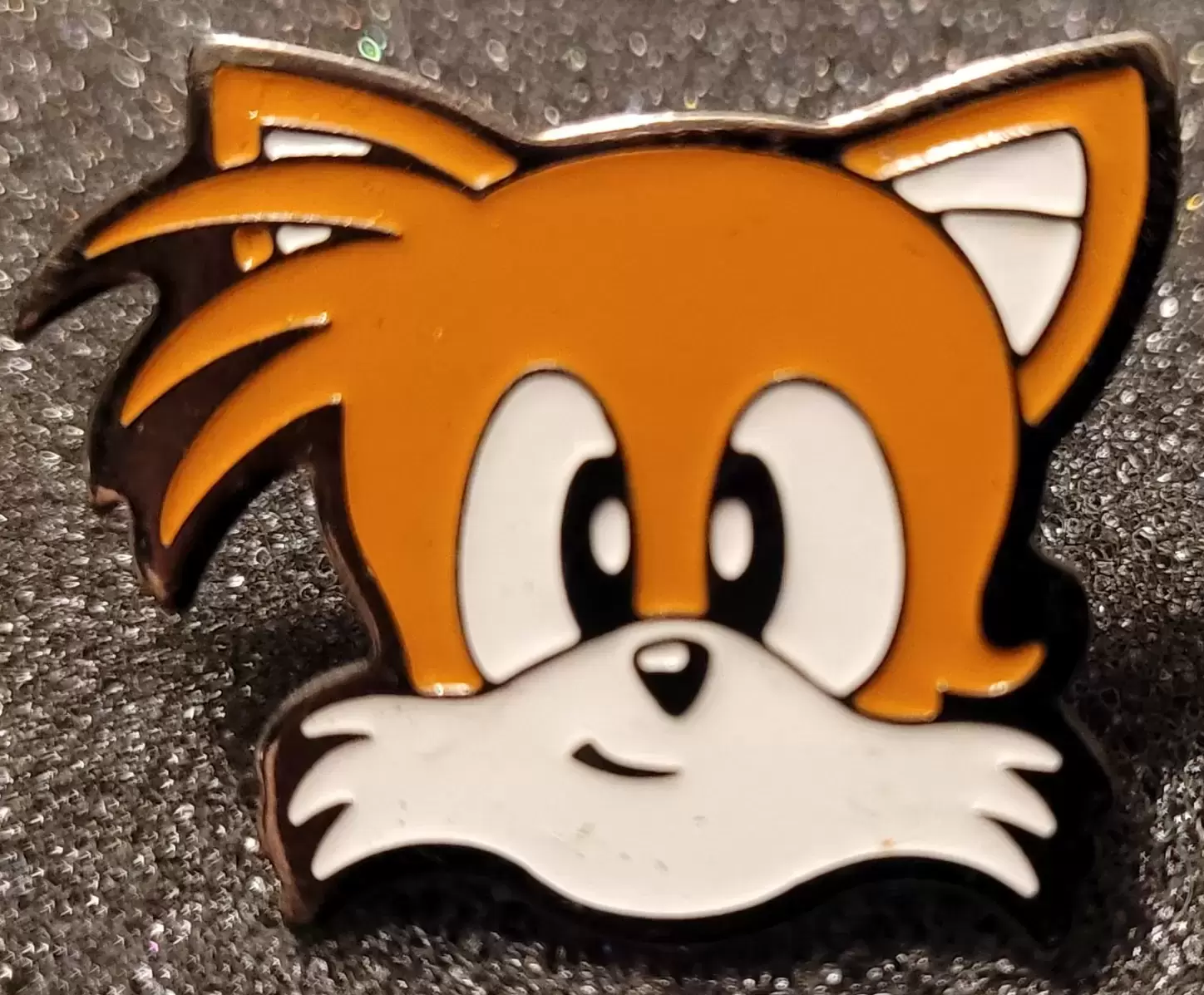 Sonic the Hedgehog Pins - Tails Head