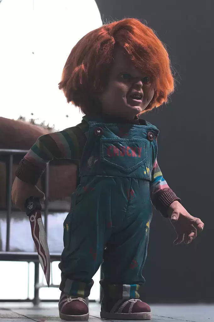 McFarlane - Movie Maniacs - 12 inch Childs Play 2 - Movie Maniacs Chucky