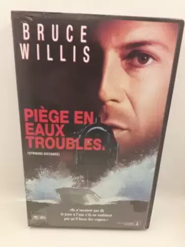 VHS - Piège En Eaux Troubles [VHS]