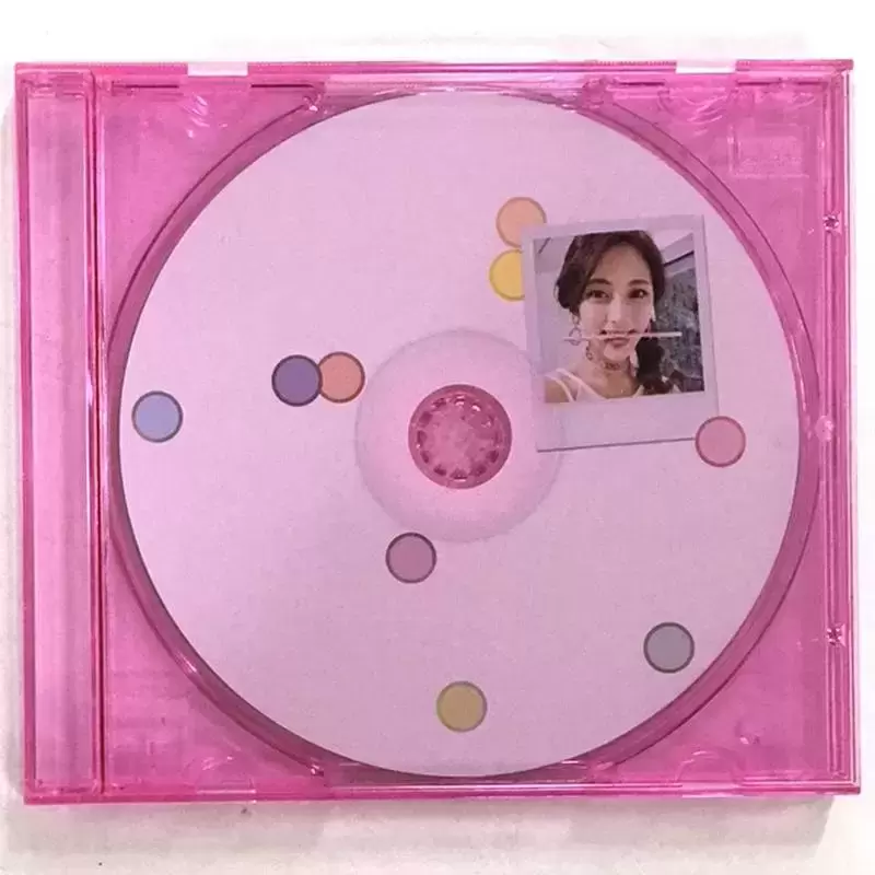 Twice - Twicetagram (Tzuyu Ver.)