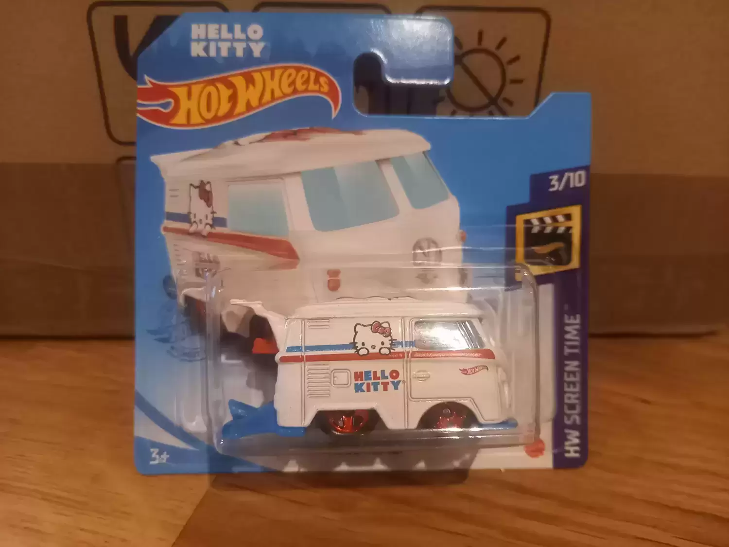 Hot Wheels Classiques - Hello Kitty HW Screen Time