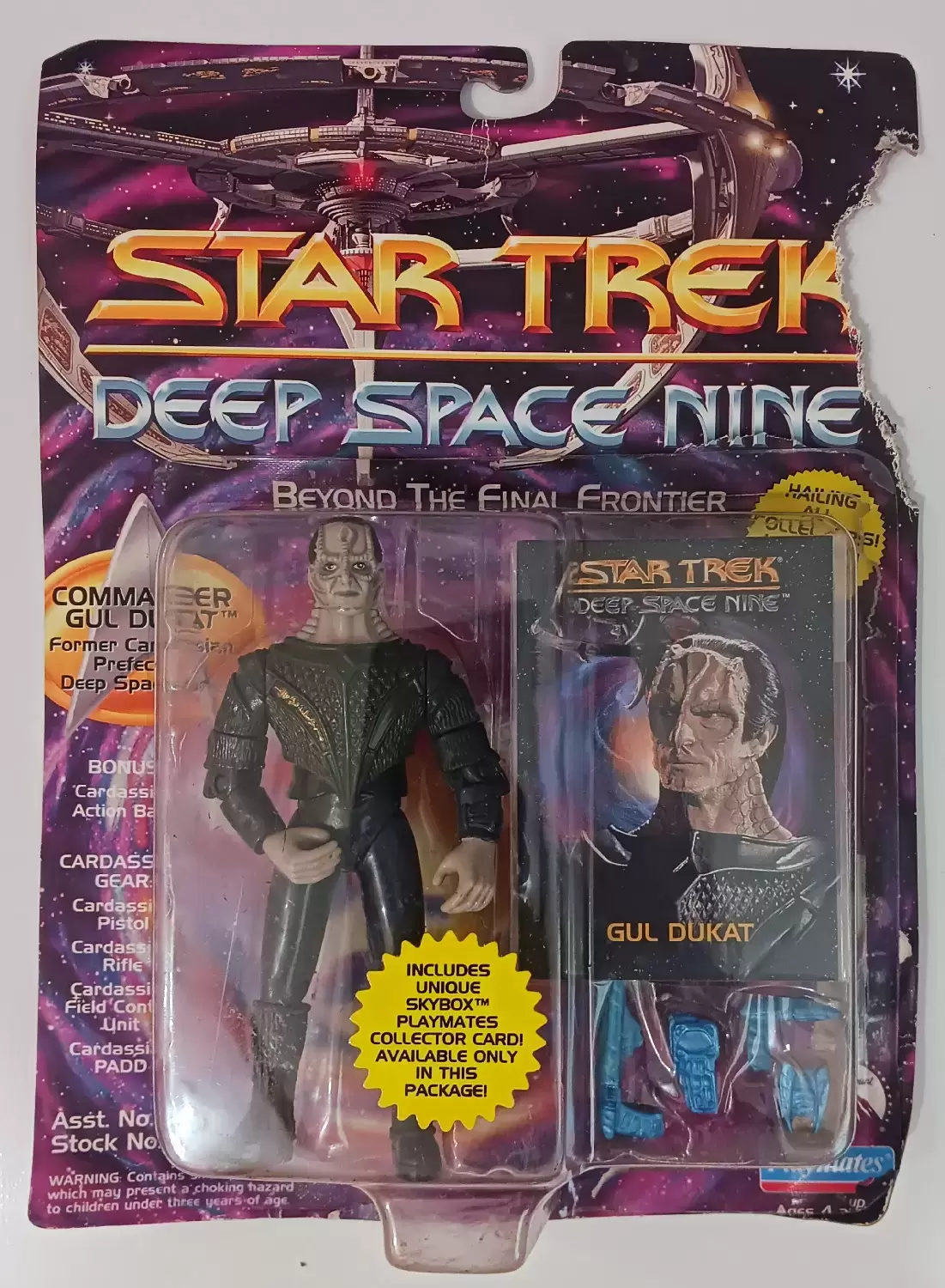 Star Trek - Deep Space Nine - Commander Gul Dukat Former Cardassian Prefect