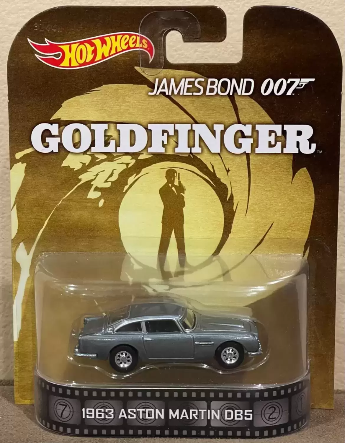 Retro Entertainment Hot Wheels - Goldfinger - 1963 Aston Martin DB5