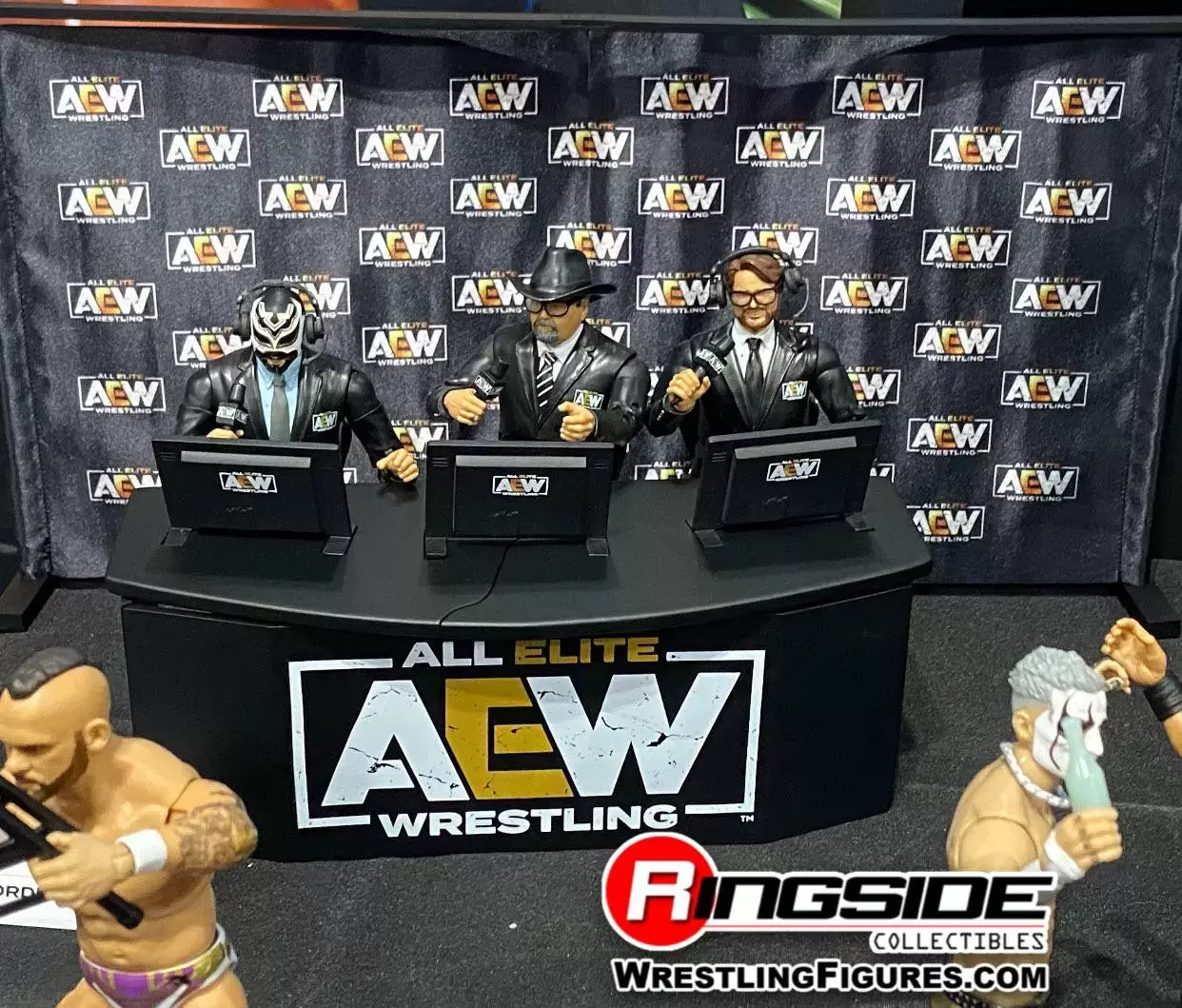 AEW - Unrivaled - Announcers Action Pack