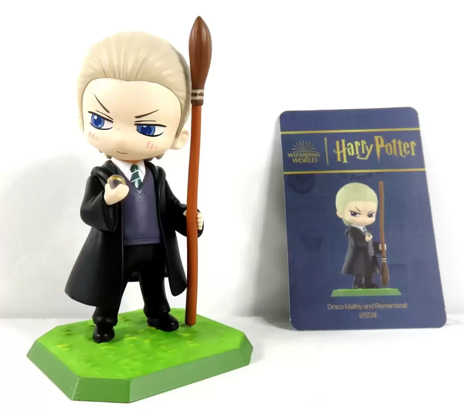 Harry Potter and The Sorcerer\'s Stone - Draco Malfoy And Remembrall