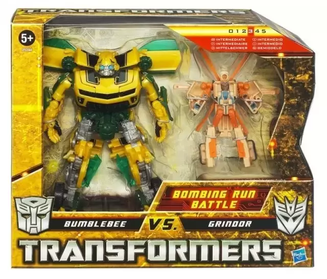 Transformers Hunt for the Decepticon - Versus Pack: Bombing Run Battle (Bumblebee vs Grindor)