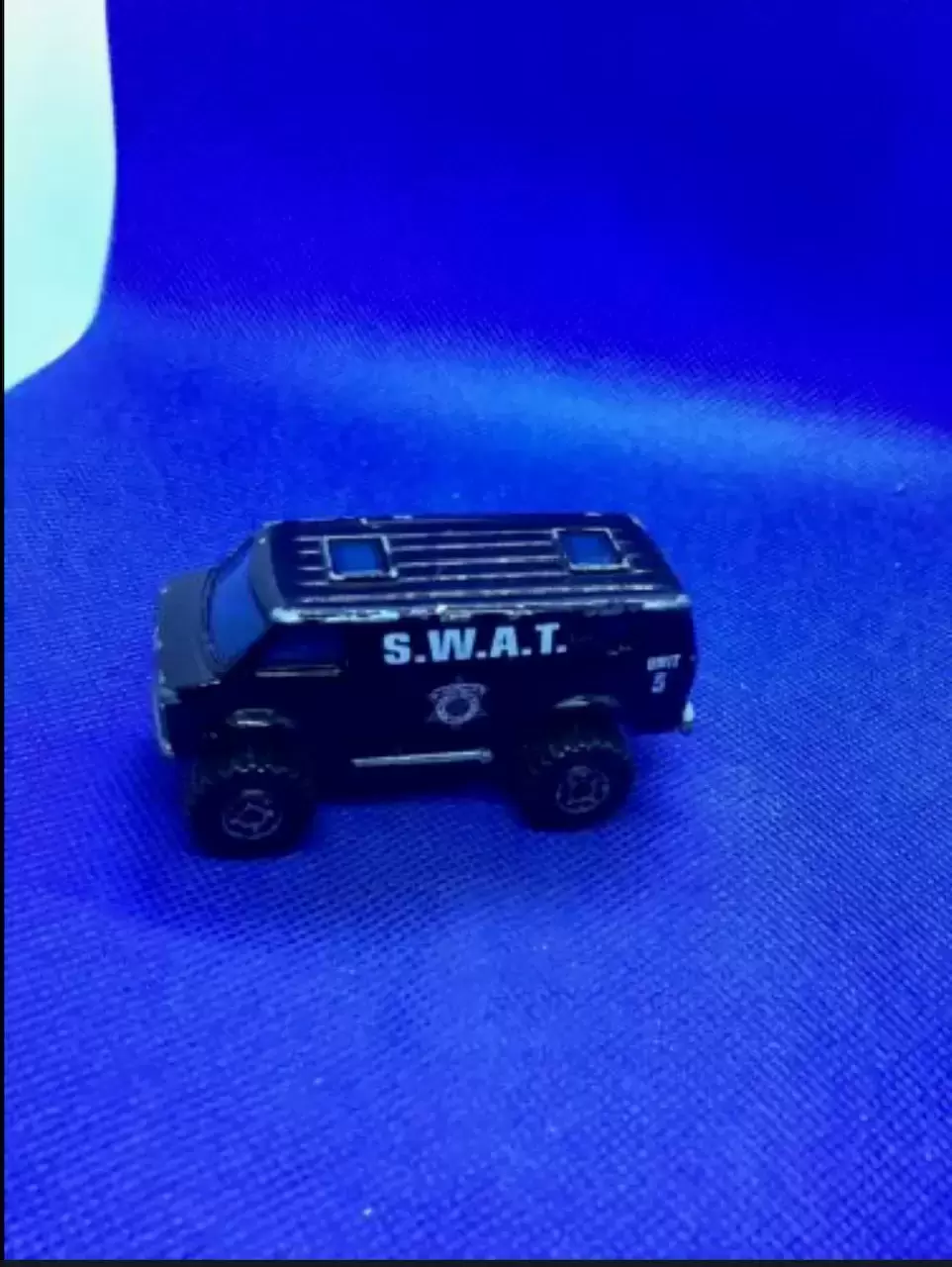 Matchbox - S.W.A.T. Chevy Van