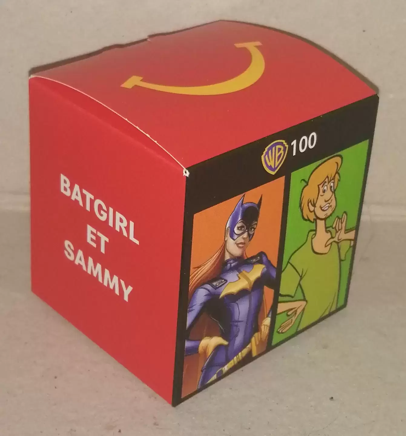 Happy Meal - 100 ans de Warner Bros - 2023 - Batgirl & Sammy