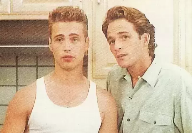 90210 Beverly Hills News - Brandon Walsh  ,   Dylan McKay