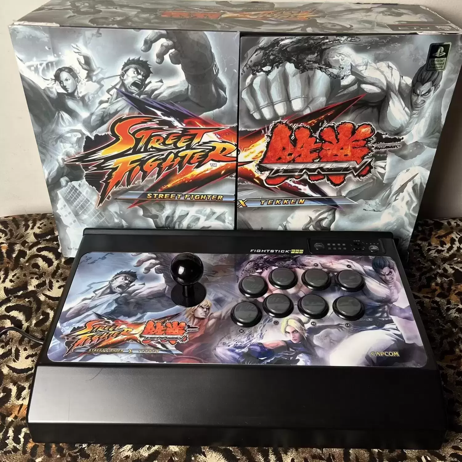 Arcade Stick - Mad Catz Street Fighter X Tekken Arcade Fighting Stick Pro Versus Edition
