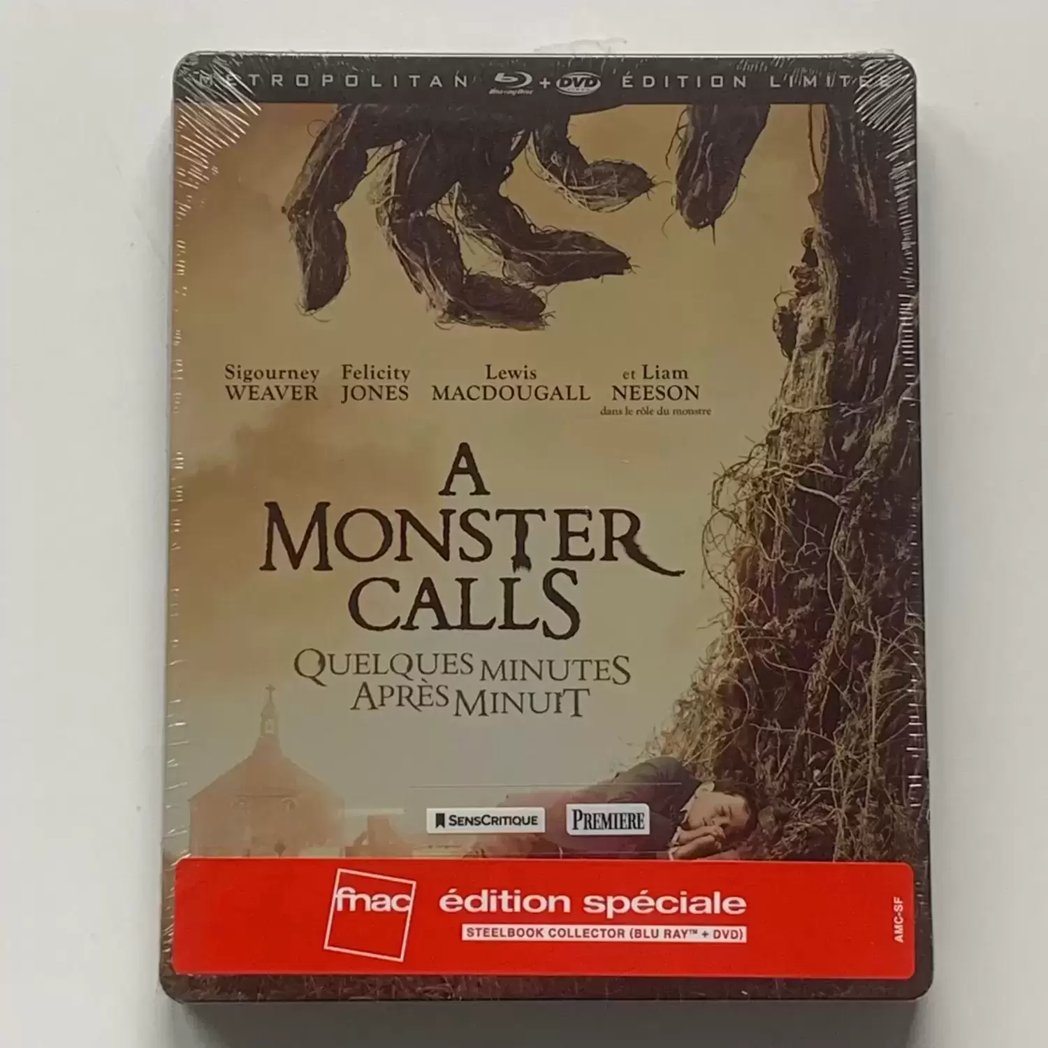 Blu-ray Steelbook - A Monster calls - Quelques Minutes après minuit [Steelbook Blu-ray + DVD Edition Spéciale Fnac]
