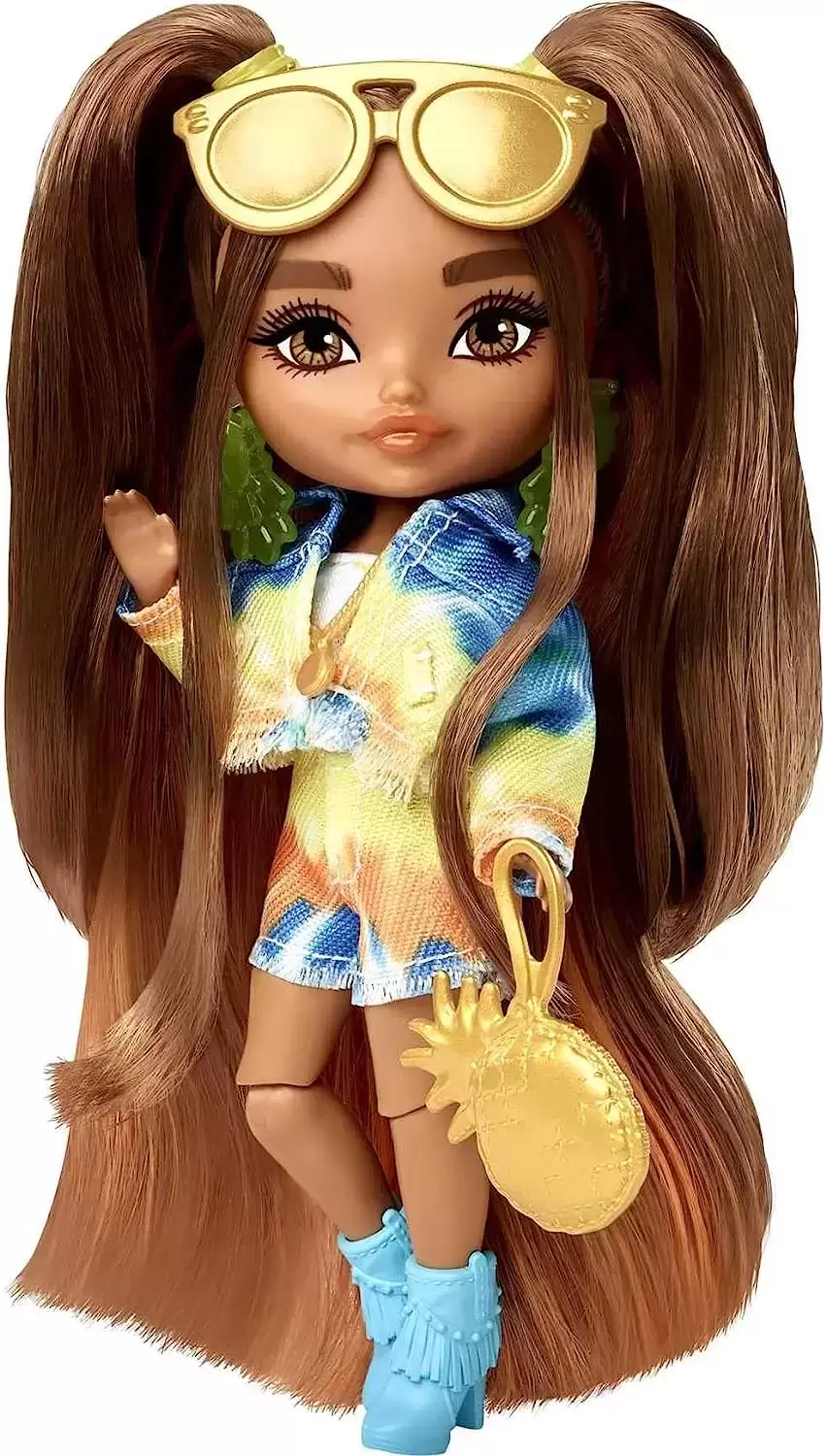 https://www.coleka.com/media/item/202307/19/barbie-extra-dolls-playsets-barbie-extra-minis-doll-5.webp