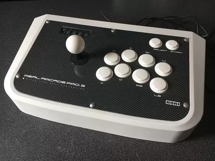 Arcade Stick - Hori Real Arcade Pro 3 - Amazon Edition