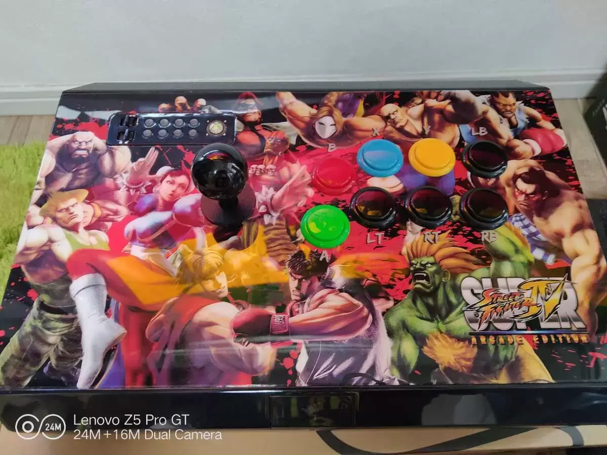 Arcade Stick - Razer Atrox Street Fighter IV AE Collector\'s Edition Arcade Stick