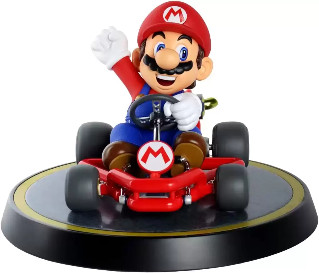 First 4 Figures (F4F) - Mario - Mario Kart (Standard Edition)