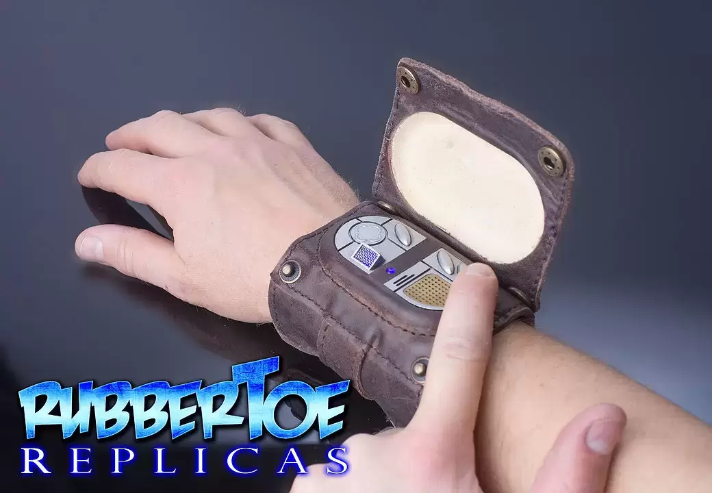 Rubbertoe Replicas - Vortex Manipulator