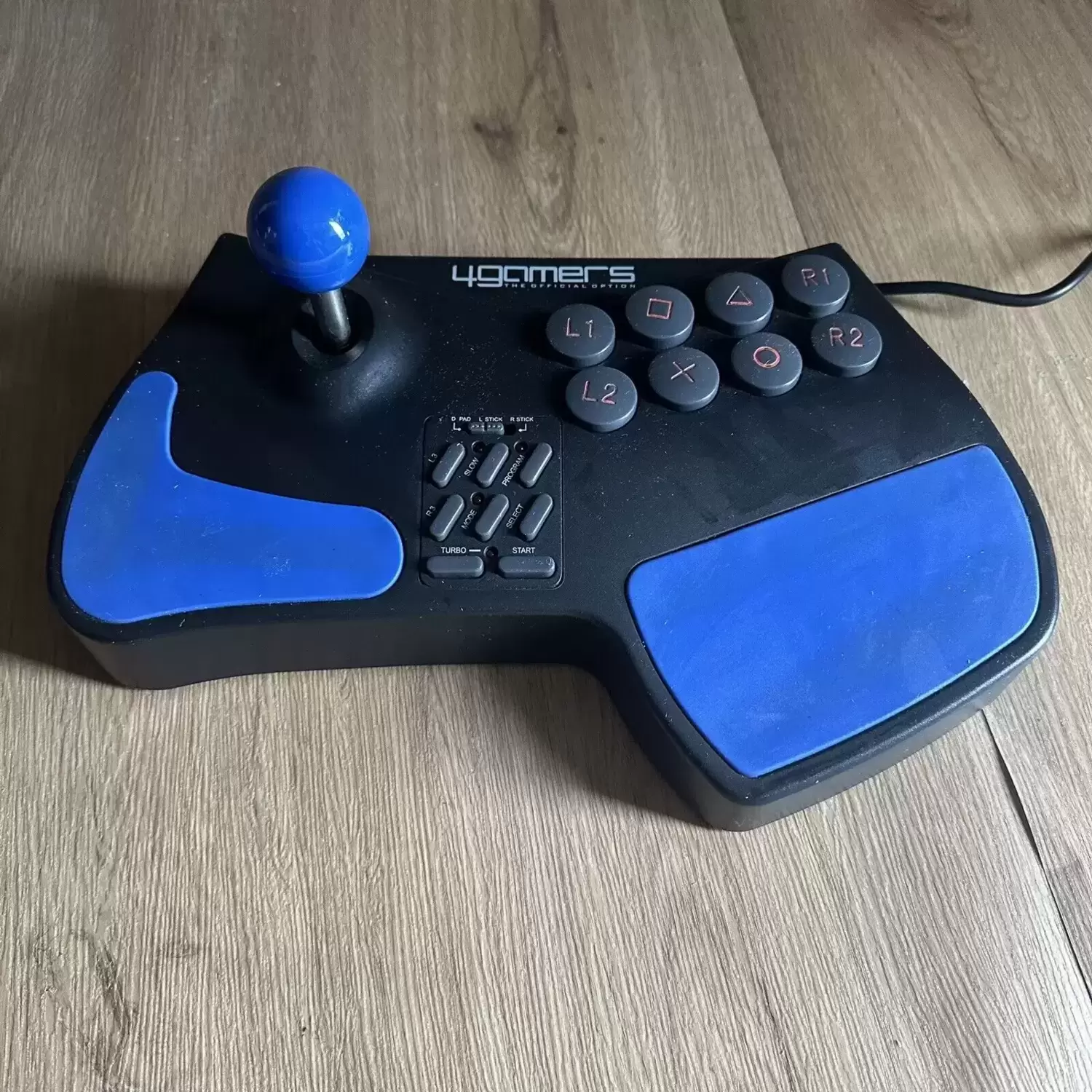 Arcade Stick - 4Gamers PS2 Arcade Stick