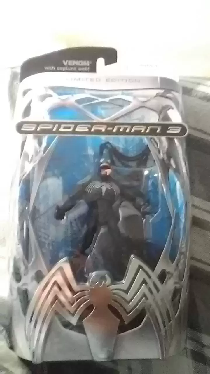 Spider-Man Movies - Venom with Capture Web (Limited Edition)