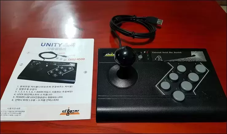 Arcade Stick - Dahoon DHU-4500 Universal Serial Bus Joystick