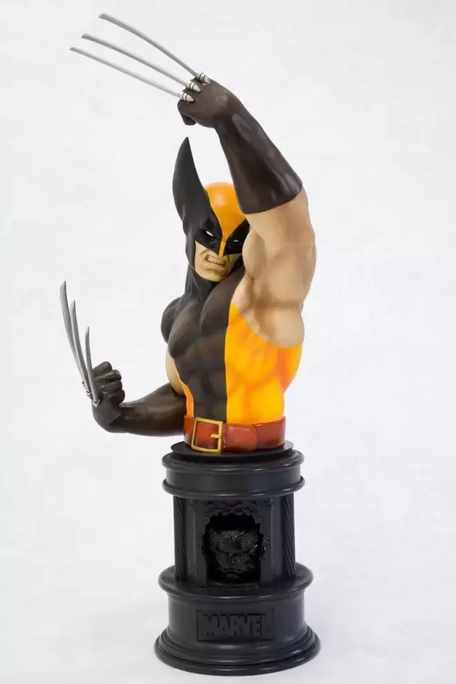 Marvel Kotobukiya - X-Men Classic - Wolverine (Brown) Bust - Fine Art