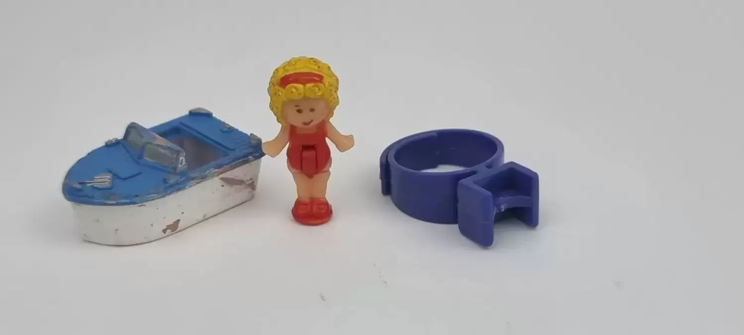 Polly pocket speedboat shop