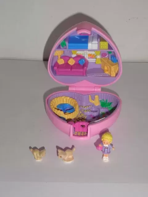 Polly Pocket Bluebird (vintage) - Polly and her Kittens