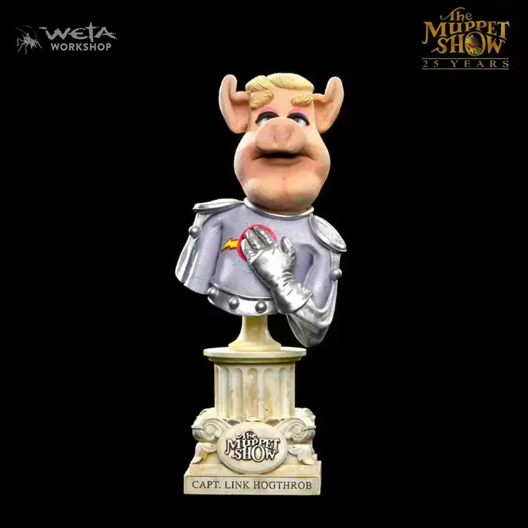 Other WETA Workshop Action Figures - The Muppet Show - Captain Link Hogthrob