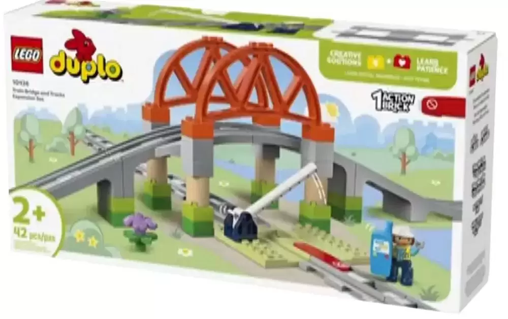 LEGO Duplo - Railway bridge and tracks